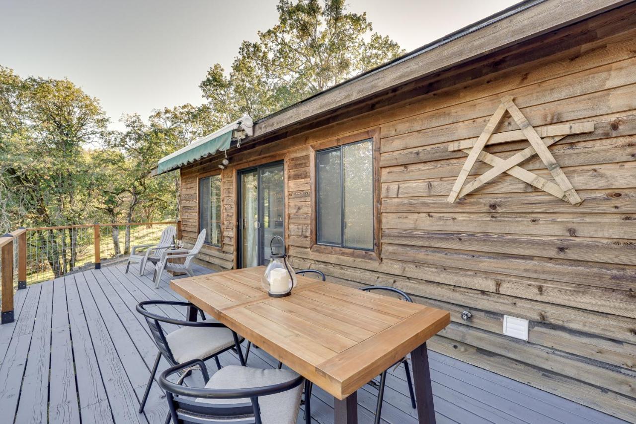 Cozy Central Point Bungalow On Working Winery! Εξωτερικό φωτογραφία